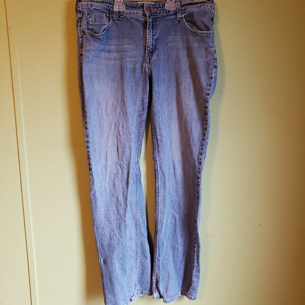 Levi jeans